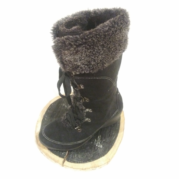 Winter Wedge Boot - Picture 3 of 5